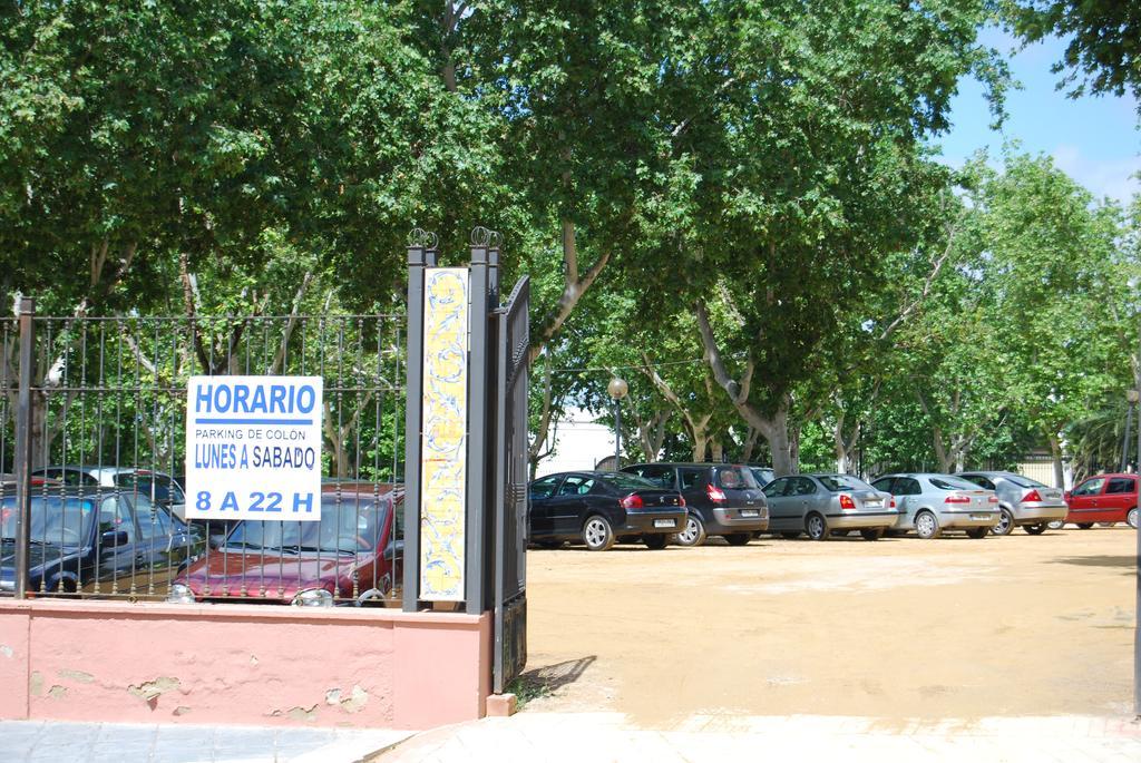 Palacio Sirvente Mieres - Parking Gratuito Andújar Kültér fotó